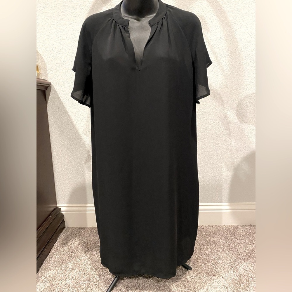 Gap Black flutter sleeve sheath dress, sheer w/liner, sz Small split v-neck neck